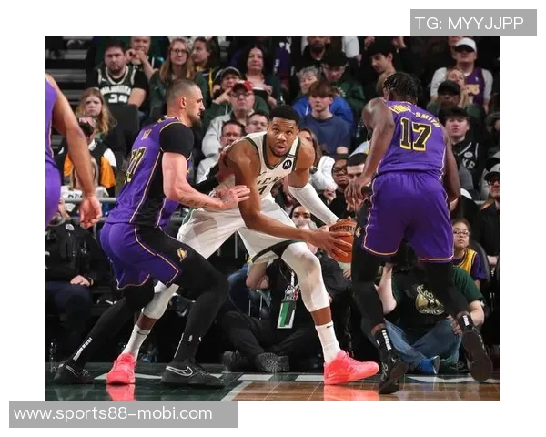 里弗斯强调字母缺席训练营为球队提供演练机会提升战术配合