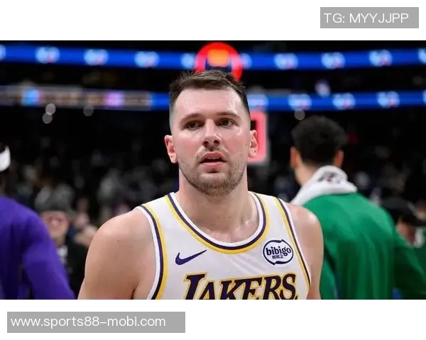 老里称赞独行侠需坚持渡过艰难时期东契奇的挑战将持续存在 老里称赞独行侠需坚持渡过艰难时期东契奇的挑战将持续存在